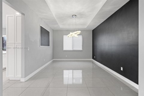 Casa en venta en Parkland, Florida, 4 dormitorios, 397.06 m2 № 1993057 - foto 8