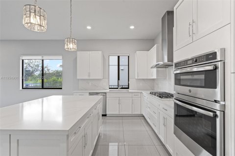 Casa en venta en Parkland, Florida, 4 dormitorios, 397.06 m2 № 1993057 - foto 20