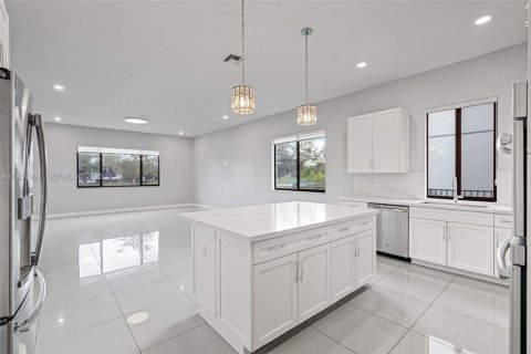 Casa en venta en Parkland, Florida, 4 dormitorios, 397.06 m2 № 1993057 - foto 21