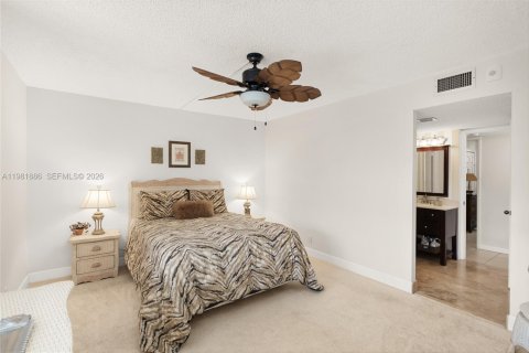 Copropriété à vendre à Aventura, Floride: 2 chambres, 120.12 m2 № 2043167 - photo 21