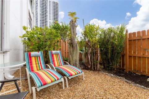 Copropriété à vendre à Aventura, Floride: 2 chambres, 120.12 m2 № 2043167 - photo 30