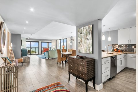 Condominio en venta en Destin, Florida, 3 dormitorios, 158.86 m2 № 560706 - foto 1