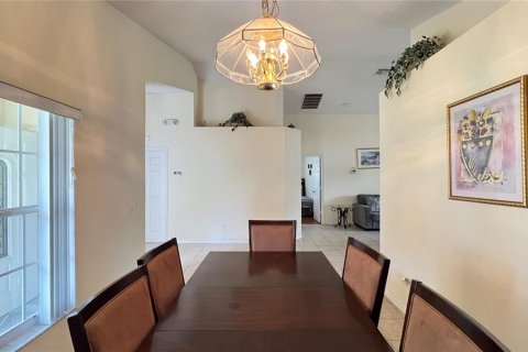 Casa en alquiler en Kissimmee, Florida, 4 dormitorios, 166.39 m2 № 1910320 - foto 14