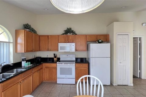 Casa en alquiler en Kissimmee, Florida, 4 dormitorios, 166.39 m2 № 1910320 - foto 7
