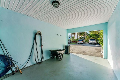 Copropriété à louer à Stuart, Floride: 3 chambres, 170.01 m2 № 1070264 - photo 1