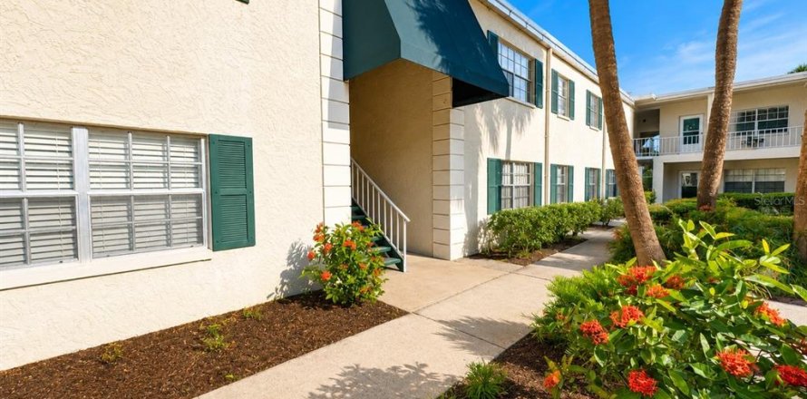 Condo à Tampa, Floride, 2 chambres  № 2107342