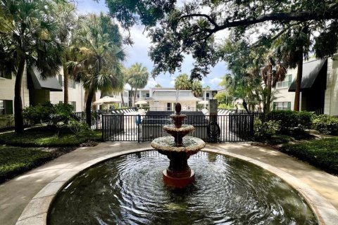 Copropriété à louer à Tampa, Floride: 2 chambres, 92.9 m2 № 2107342 - photo 15