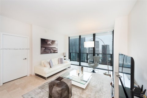 Condo in Miami, Florida, 2 bedrooms  № 1867209 - photo 3