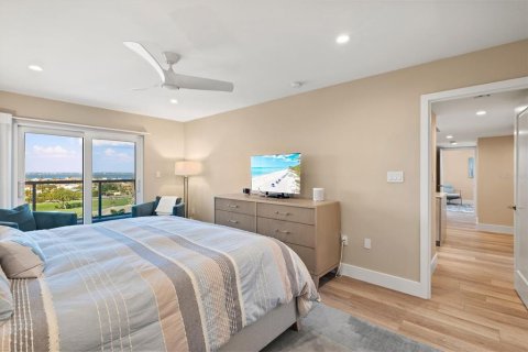 Condo in Longboat Key, Florida, 2 bedrooms  № 1619505 - photo 24