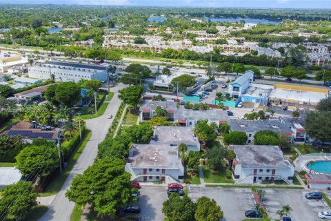 Condominio en venta en Palmetto Bay, Florida, 1 dormitorio, 52.03 m2 № 1942369 - foto 1