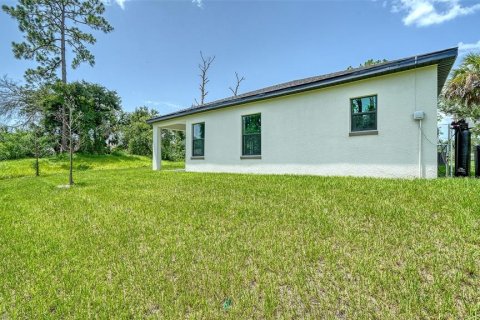 Villa ou maison à vendre à North Port, Floride: 4 chambres, 185.62 m2 № 2291042 - photo 10