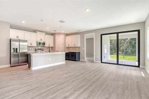 Villa ou maison à vendre à North Port, Floride: 4 chambres, 185.62 m2 № 2291042 - photo 6