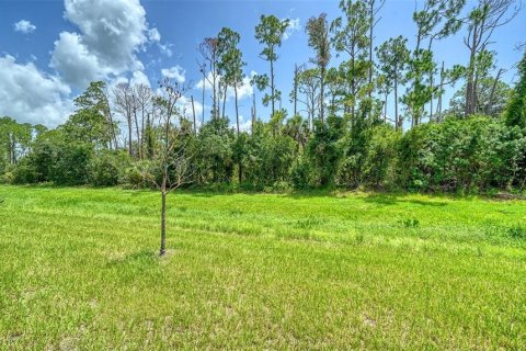Villa ou maison à vendre à North Port, Floride: 4 chambres, 185.62 m2 № 2291042 - photo 8