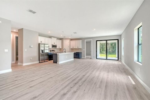 Villa ou maison à vendre à North Port, Floride: 4 chambres, 185.62 m2 № 2291042 - photo 5