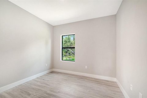 Villa ou maison à vendre à North Port, Floride: 4 chambres, 185.62 m2 № 2291042 - photo 30