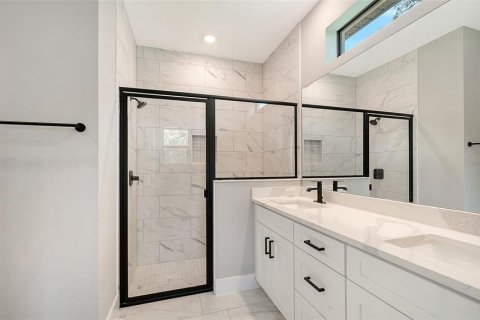 Villa ou maison à vendre à North Port, Floride: 4 chambres, 185.62 m2 № 2291042 - photo 23
