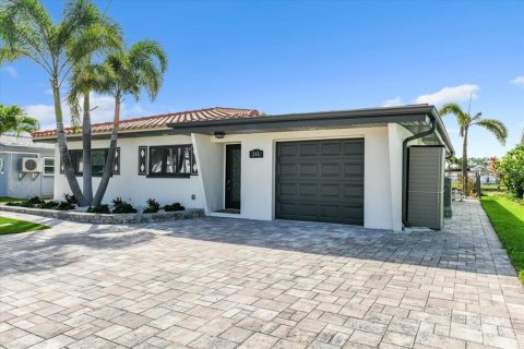 Casa en venta en Redington Shores, Florida, 2 dormitorios, 156.08 m2 № 1771663 - foto 6