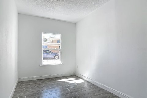 Immobilier commercial à vendre à Daytona Beach, Floride: 181.07 m2 № 1632360 - photo 16