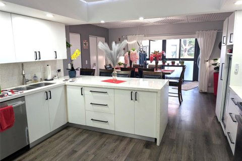 Condominio en venta en Coral Springs, Florida, 3 dormitorios, 145.86 m2 № 2169571 - foto 8