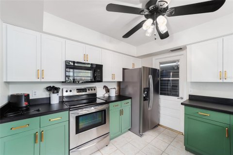 Villa ou maison à louer à Ocala, Floride: 3 chambres, 155.24 m2 № 2120360 - photo 13