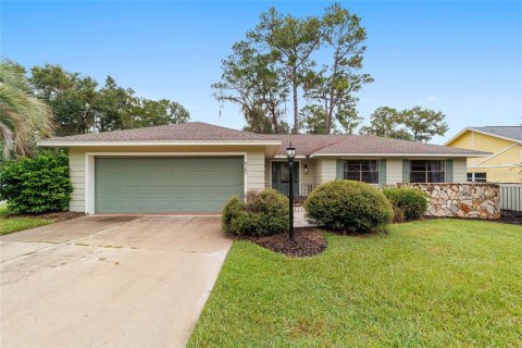 Villa ou maison à louer à Ocala, Floride: 3 chambres, 155.24 m2 № 2120360 - photo 2