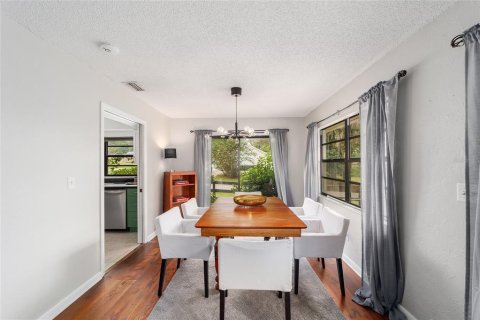 Villa ou maison à louer à Ocala, Floride: 3 chambres, 155.24 m2 № 2120360 - photo 11