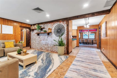Casa en venta en Clearwater, Florida, 4 dormitorios, 239.97 m2 № 2198644 - foto 9
