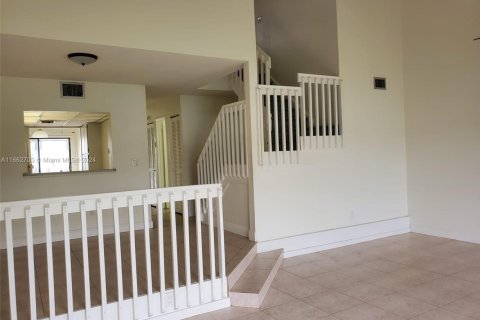 Townhouse in Davie, Florida 2 bedrooms, 123.19 sq.m. № 1692952 - photo 15