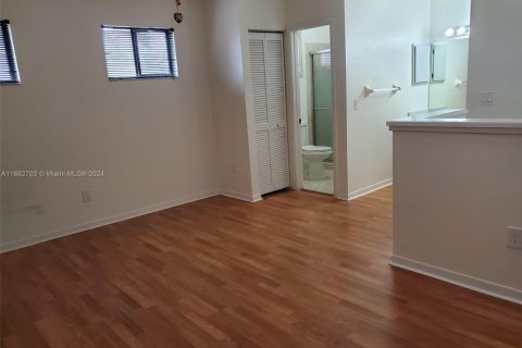Townhouse in Davie, Florida 2 bedrooms, 123.19 sq.m. № 1692952 - photo 12
