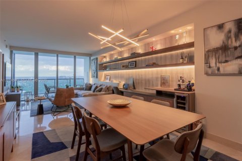 Condo in Miami, Florida, 2 bedrooms № 2076506