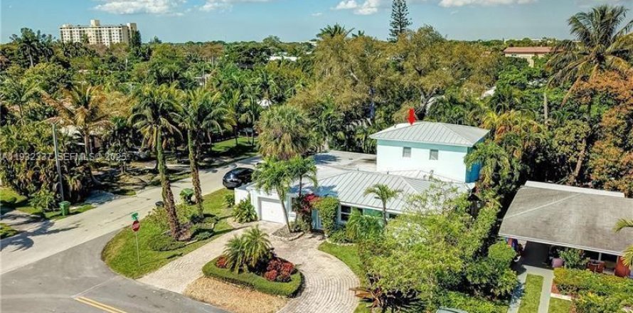 Casa en Fort Lauderdale, Florida 4 dormitorios, 217.11 m2 № 1990838