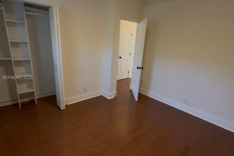 Villa ou maison à louer à Fort Lauderdale, Floride: 4 chambres, 217.11 m2 № 1990838 - photo 11