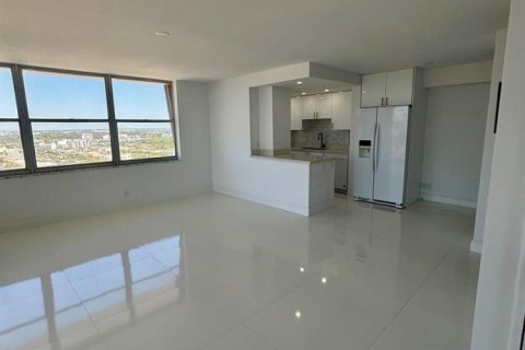Copropriété à louer à Pompano Beach, Floride: 2 chambres, 92.9 m2 № 2171946 - photo 13