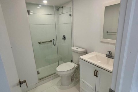 Copropriété à louer à Pompano Beach, Floride: 2 chambres, 92.9 m2 № 2171946 - photo 12