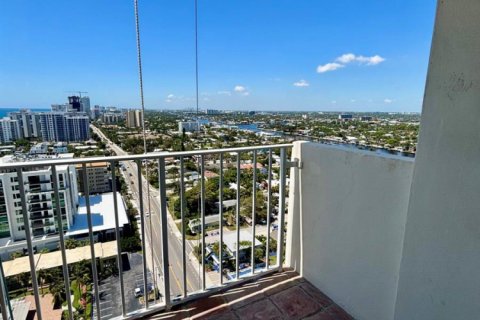 Copropriété à louer à Pompano Beach, Floride: 2 chambres, 92.9 m2 № 2171946 - photo 17