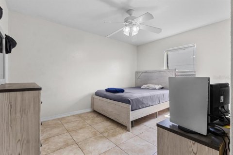Casa en venta en Poinciana, Florida, 4 dormitorios, 299.52 m2 № 1802268 - foto 14