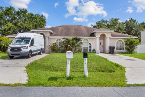 Casa en venta en Poinciana, Florida, 4 dormitorios, 299.52 m2 № 1802268 - foto 1