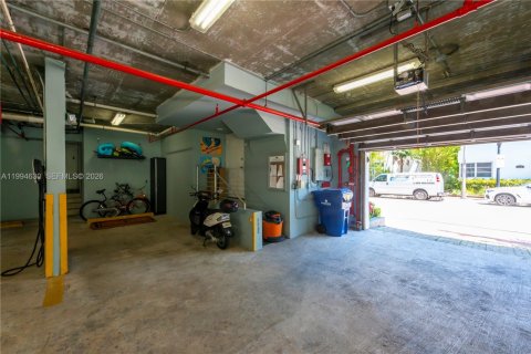 Touwnhouse à vendre à Miami Beach, Floride: 3 chambres, 146.23 m2 № 2056344 - photo 19