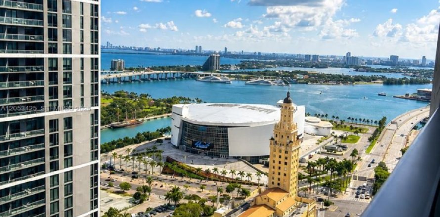 Condo à Miami, Floride, 1 chambre  № 2185689