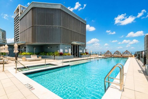 Copropriété à louer à Miami, Floride: 1 chambre, 50.54 m2 № 2185689 - photo 7