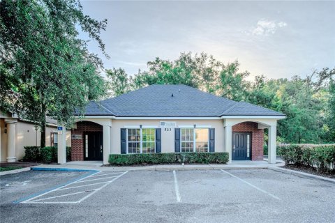 Commercial property in Apopka, Florida 143.07 sq.m. № 2226876