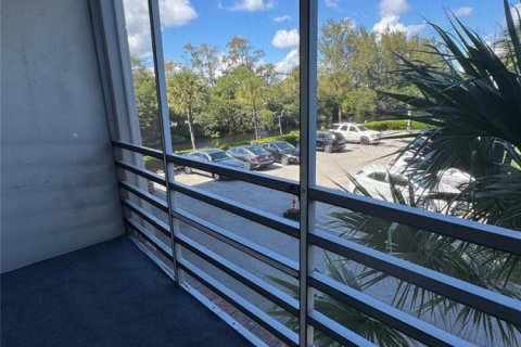 Condo in Fort Lauderdale, Florida, 2 bedrooms № 2083261 - photo 18
