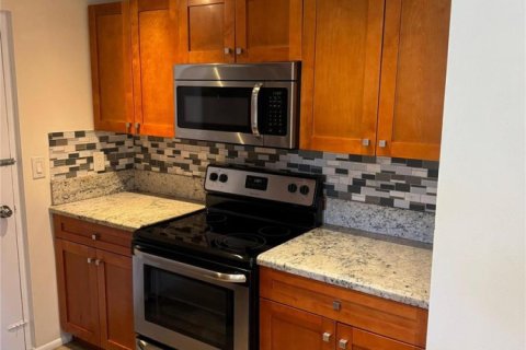 Condo in Fort Lauderdale, Florida, 2 bedrooms № 2083261 - photo 4