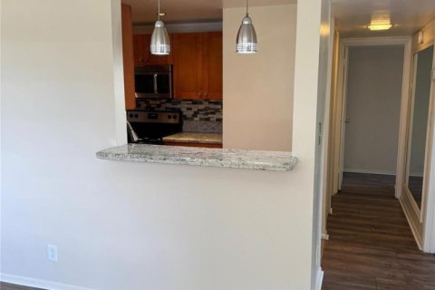 Condo in Fort Lauderdale, Florida, 2 bedrooms № 2083261 - photo 3