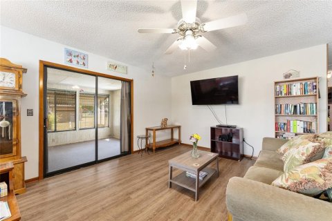Casa en venta en Ocala, Florida, 2 dormitorios, 106.28 m2 № 1717361 - foto 10