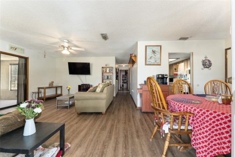 Casa en venta en Ocala, Florida, 2 dormitorios, 106.28 m2 № 1717361 - foto 8