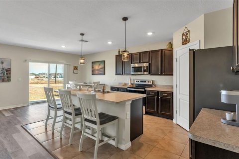 House in Lake Alfred, Florida 5 bedrooms, 248.42 sq.m. № 2112134 - photo 9
