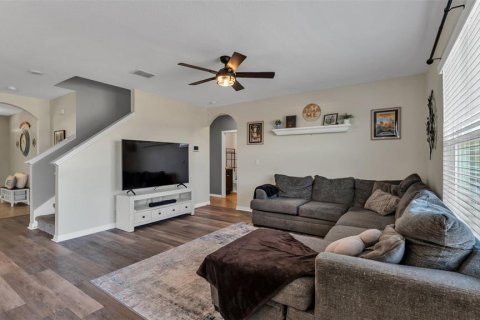 House in Lake Alfred, Florida 5 bedrooms, 248.42 sq.m. № 2112134 - photo 19