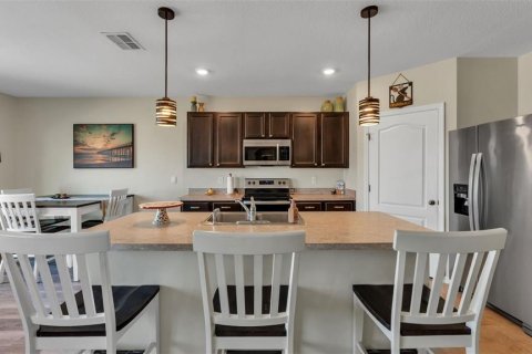 House in Lake Alfred, Florida 5 bedrooms, 248.42 sq.m. № 2112134 - photo 12