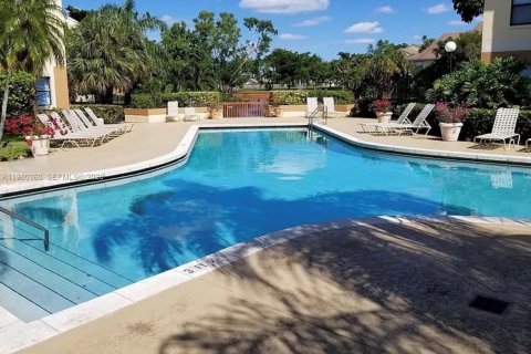 Condominio en alquiler en Sunrise, Florida, 2 dormitorios, 95.13 m2 № 2043804 - foto 20